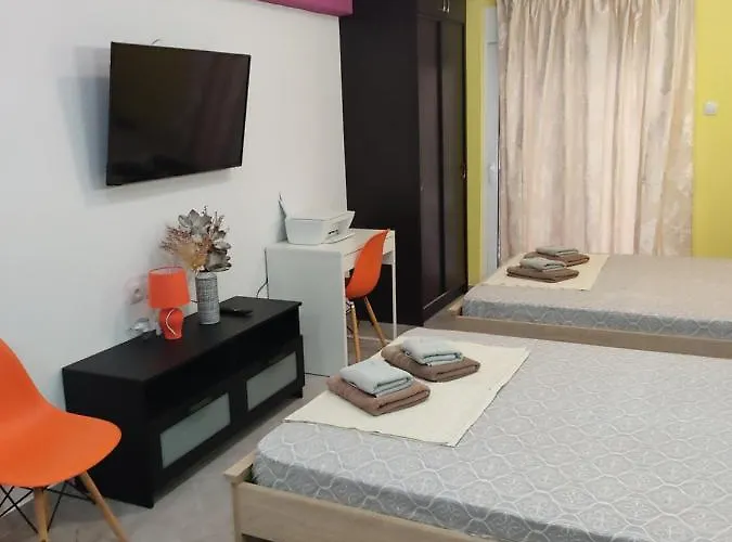G M 2 Rooms Kentro In The Heart Of The City
