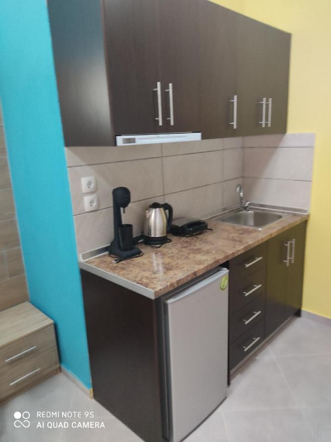 G M 2 Kentro In The Heart Of The Larissa