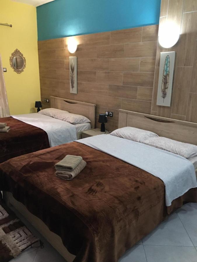 G M 2 Kentro In The Heart Of The